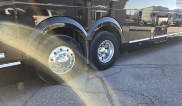 Picture of 2014 Prevost H3-45 Motor Coach