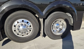Picture of 2014 Prevost H3-45 Motor Coach