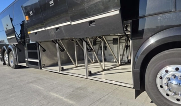 Picture of 2014 Prevost H3-45 Motor Coach