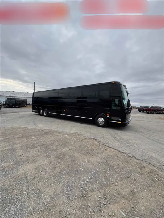 Picture of 2005 Prevost H3-45 Coach