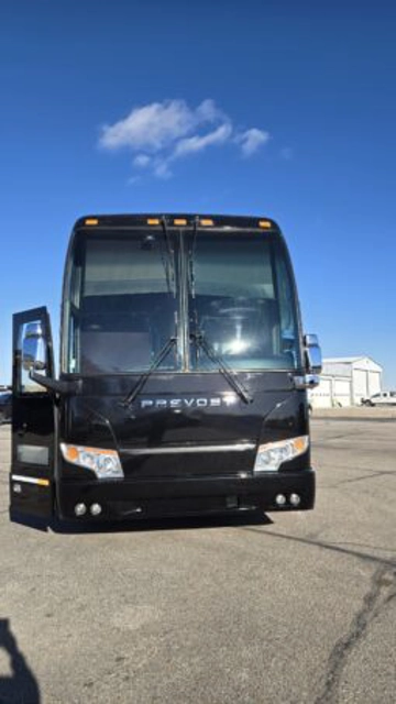 Picture of 2014 Prevost H3-45 Motor Coach