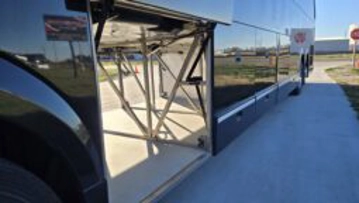 Picture of 2014 Prevost H3-45 Motor Coach