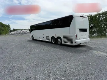Picture of 2012 MCI J4500 Coach