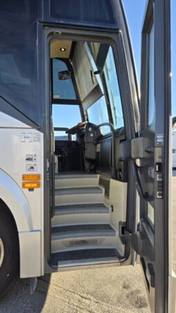 Picture of 2013 Prevost H3-45 Motor Coach