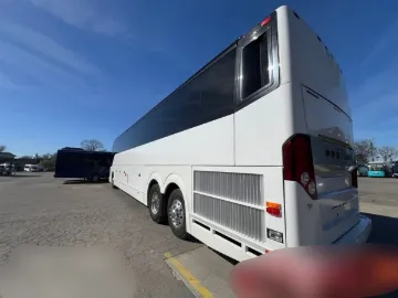 Picture of 2015 Prevost H 3-45 Coach