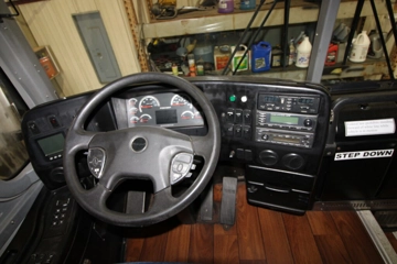 Picture of 2011 Prevost X3-45 Coach Bus