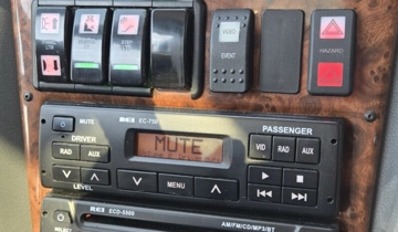 Picture of 2015 MCI J4500 Motor Coach