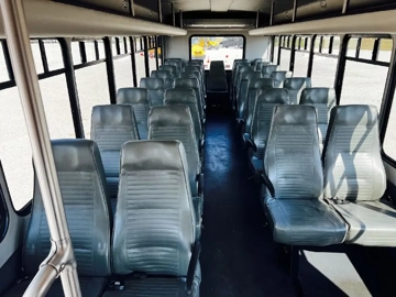 Picture of 2017 Ford F550 Starcraft XL Shuttle Bus
