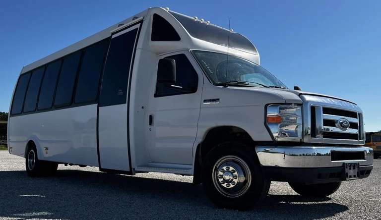 Picture of 2018 Ford E450 Federal Shuttle Bus