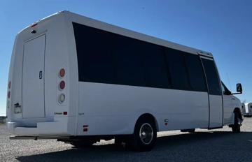 Picture of 2018 Ford E450 Federal Shuttle Bus