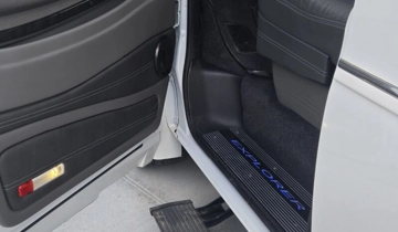 Picture of 2023 Chevy Express Explorer Luxury Van