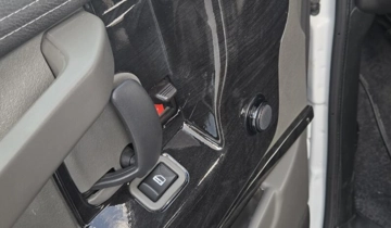 Picture of 2023 Chevy Express Explorer Luxury Van