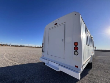 Picture of 2019 Ford F550 Aerolite Shuttle Bus