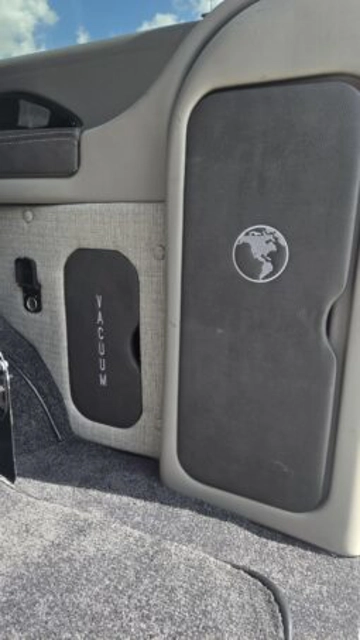 Picture of 2023 Chevy Express Explorer Luxury Van