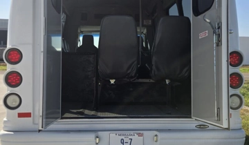 Picture of 2016 Ford E350 Shuttle Bus