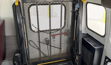 Picture of 2004 Ford E450 Blue Bird School Bus