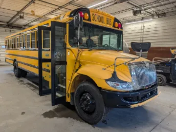 2018 IC BUS