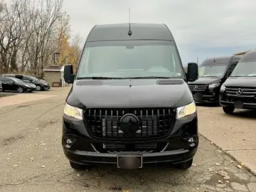 Picture of 2026 Mercedes-Benz Sprinter 3500 XD Passenger Van