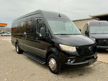 Picture of 2026 Mercedes-Benz Sprinter 3500 XD Passenger Van