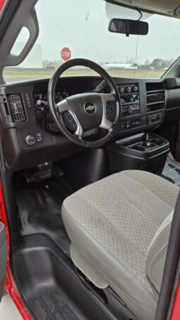 Picture of 2017 Chevrolet Express 2500 Passenger Van