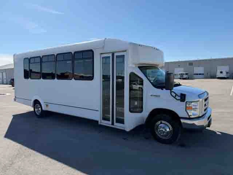 Picture of 2018 Ford Eldorado E450 Shuttle Bus