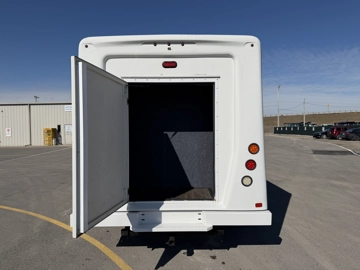 Picture of 2018 Ford Eldorado E450 Shuttle Bus