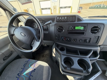 Picture of 2018 Ford Eldorado E450 Shuttle Bus