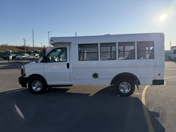 Picture of 2017 Chevrolet Girardin Express 3500 Shuttle Bus