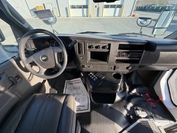 Picture of 2017 Chevrolet Girardin Express 3500 Shuttle Bus