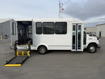 Picture of 2018 Ford Eldorado E350 ADA Shuttle Bus