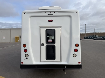 Picture of 2018 Ford Eldorado E350 ADA Shuttle Bus