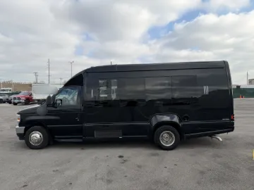 Picture of 2022 Turtle Top E350 Shuttle Bus