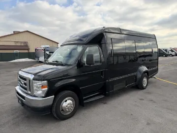 Picture of 2022 Turtle Top E350 Shuttle Bus