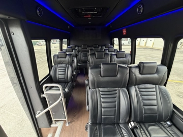 Picture of 2022 Turtle Top E350 Shuttle Bus