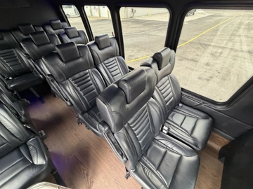 Picture of 2022 Turtle Top E350 Shuttle Bus