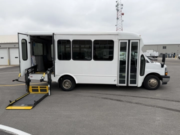 Picture of 2022 Starcraft Express 3500 ADA Shuttle Bus