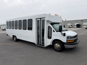 Picture of 2020 Chevrolet Diamond Express 4500 Shuttle Bus
