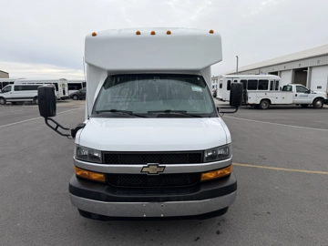 Picture of 2020 Chevrolet Diamond Express 4500 Shuttle Bus