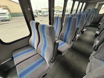 Picture of 2020 Chevrolet Diamond Express 4500 Shuttle Bus