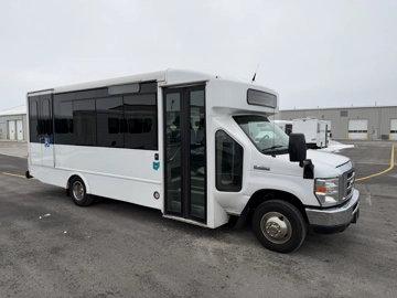Picture of 2017 Turtle Top E450 ADA Shuttle Bus