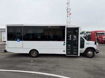 Picture of 2017 Turtle Top E450 ADA Shuttle Bus
