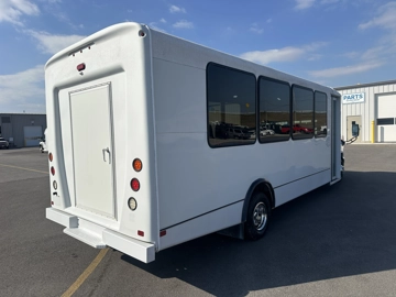 Picture of 2018 Ford Worldtrans E450 Shuttle Bus