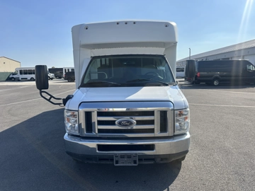 Picture of 2018 Ford Worldtrans E450 Shuttle Bus