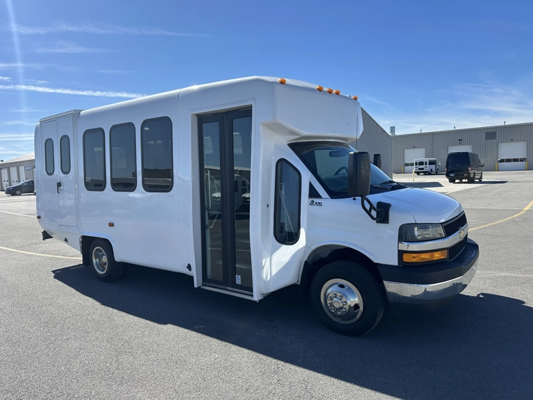 Picture of 2019 Diamond Chevy Express 3500 ADA Shuttle Bus