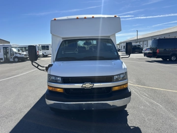 Picture of 2019 Diamond Chevy Express 3500 ADA Shuttle Bus