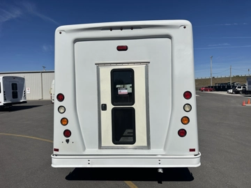 Picture of 2017 Ford Eldorado E350 Shuttle Bus