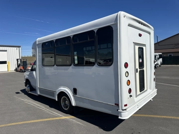 Picture of 2017 Ford Eldorado E350 Shuttle Bus