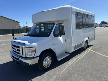 Picture of 2017 Ford Eldorado E350 Shuttle Bus