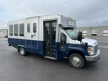 Picture of 2018 Ford Diamond E350 ADA Shuttle Bus
