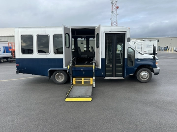 Picture of 2018 Ford Diamond E350 ADA Shuttle Bus